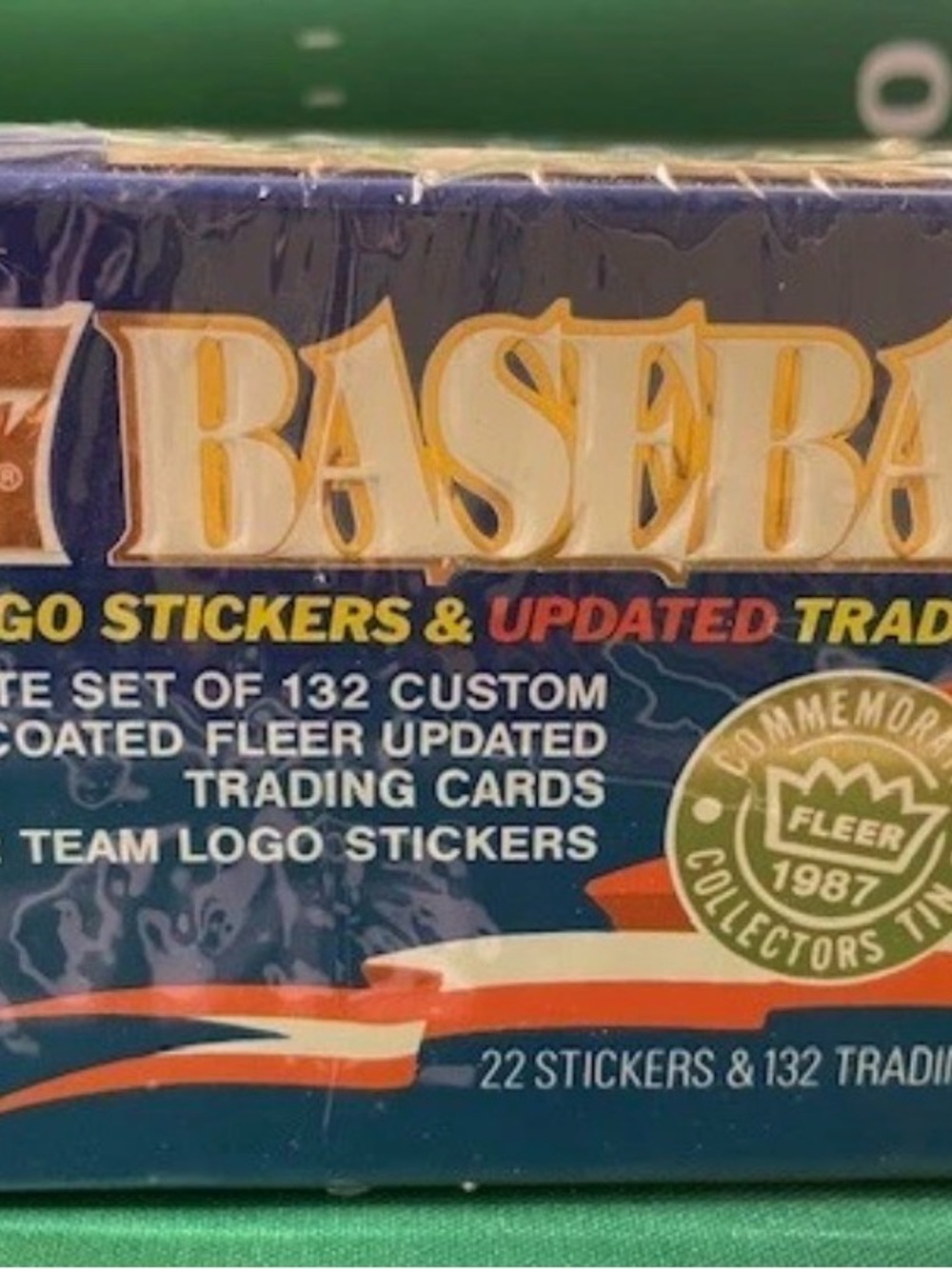87 GLOSSY Fleer Baseball Tin Can Factory Sealed (rookies and traded)
MADDUX RC - Picture 3 of 8